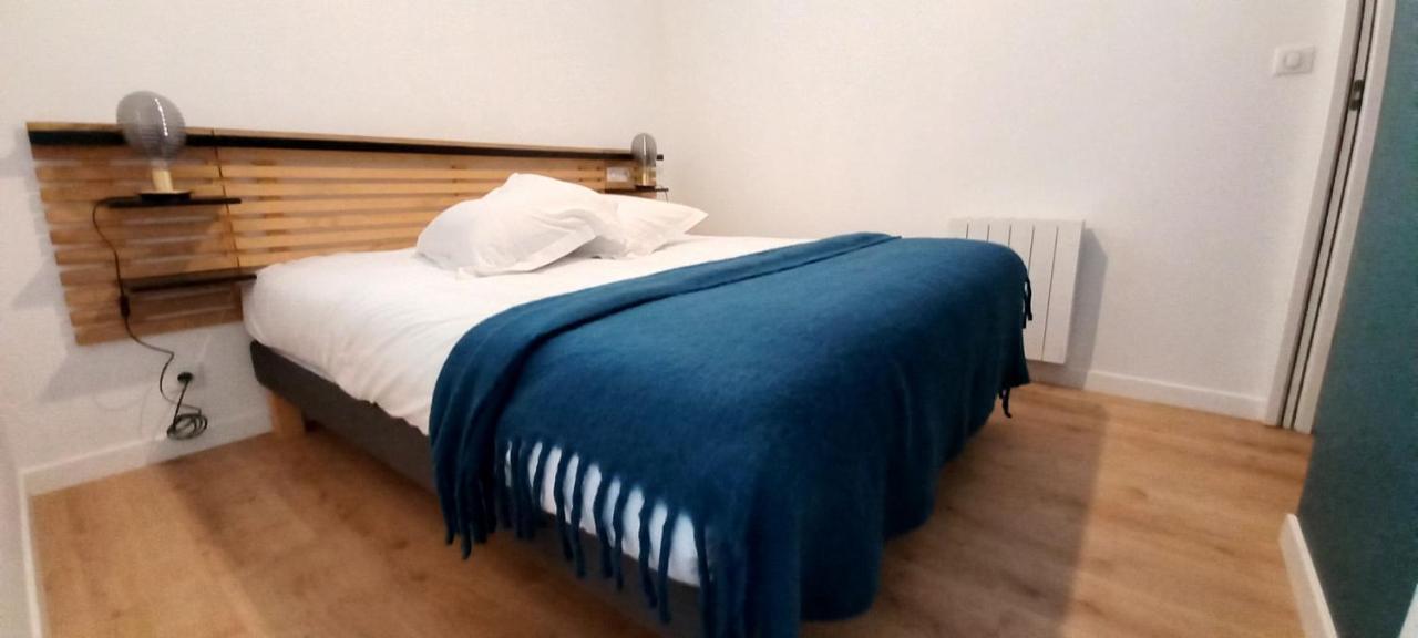 La Cle Du Genie Apartment Ducey-Les Cheris Bagian luar foto