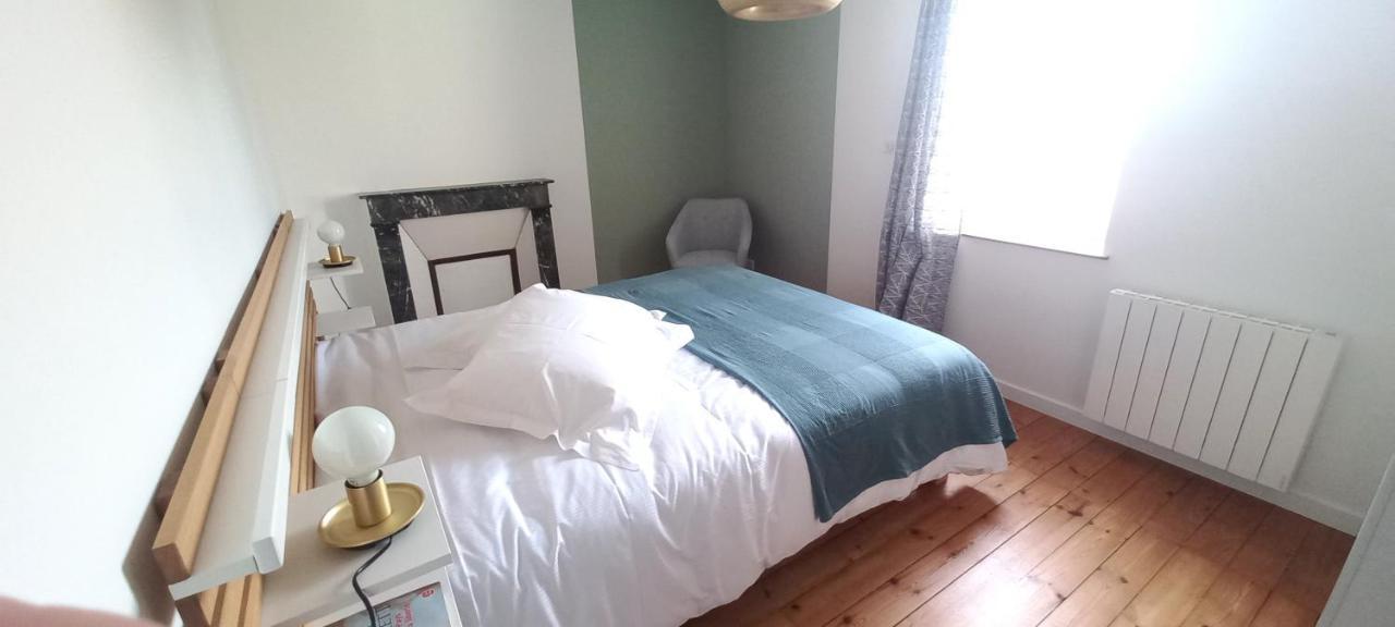La Cle Du Genie Apartment Ducey-Les Cheris Bagian luar foto