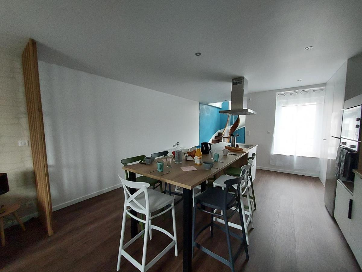 La Cle Du Genie Apartment Ducey-Les Cheris Bagian luar foto