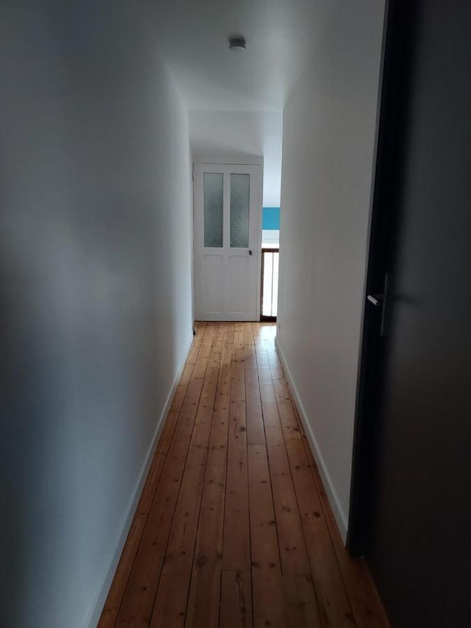 La Cle Du Genie Apartment Ducey-Les Cheris Bagian luar foto